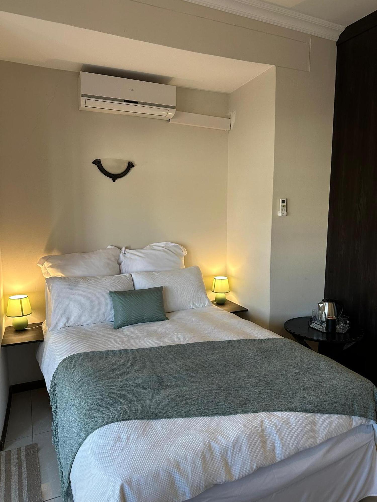 Cora'S Boutique Bed & Breakfast Swakopmund Δωμάτιο φωτογραφία